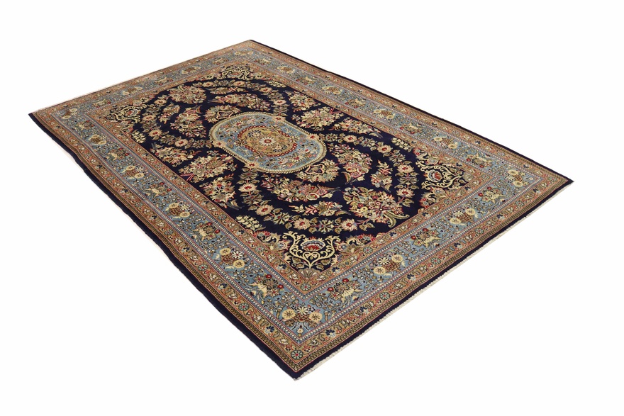 Ghom Carpet 342x228