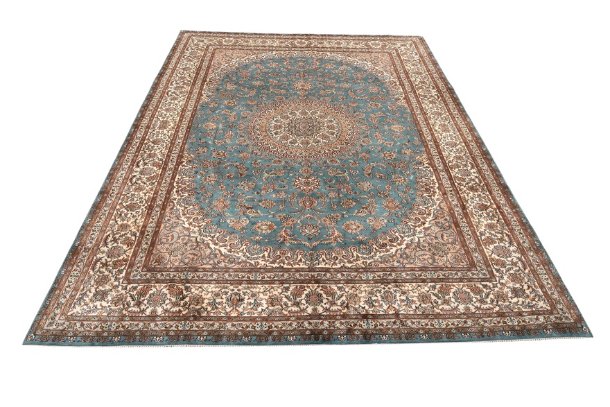 Kashmirsilk carpet 336x245