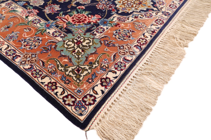 Isfahan  Silknkette Carpet  166x109