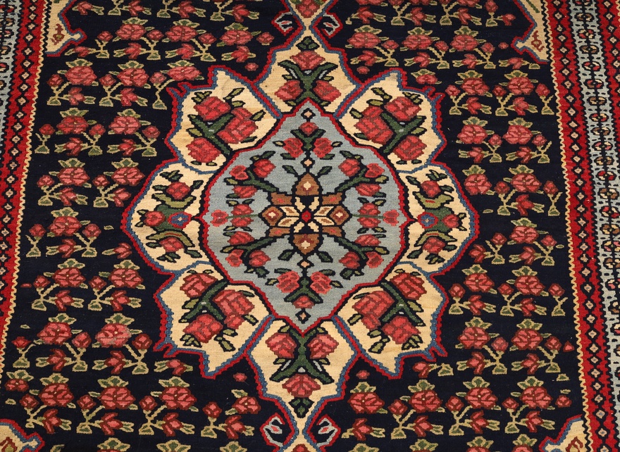 Antique Kilim Senneh Carpet  196x121