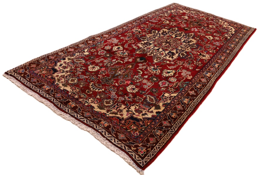 Sarouk Carpet  320x157