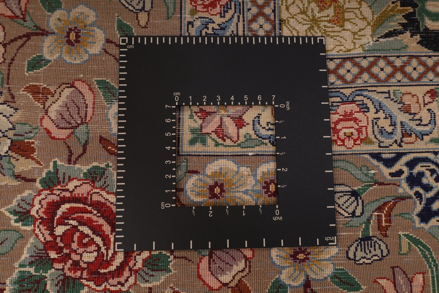 Isfahan Nabave Silknkette Carpet  298x194