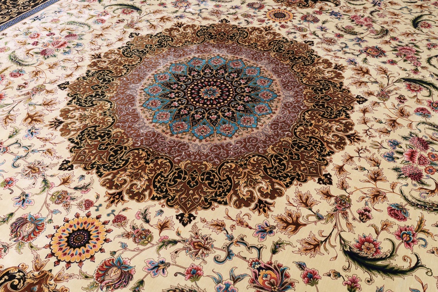 Ghom Rose Carpet  400x300