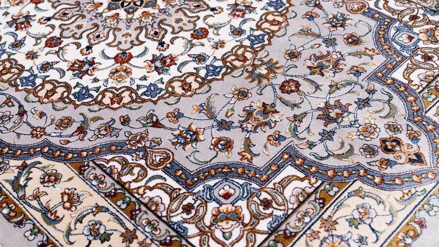 Qom  Dahlia Carpet 90x60