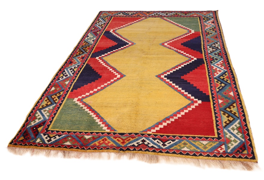 Ghashghai Carpet 200x152