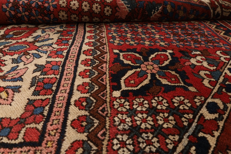 Antique Bakhtiar Carpet  208x137