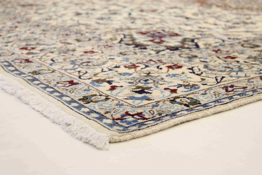 NAIN 9La Carpet 303x204