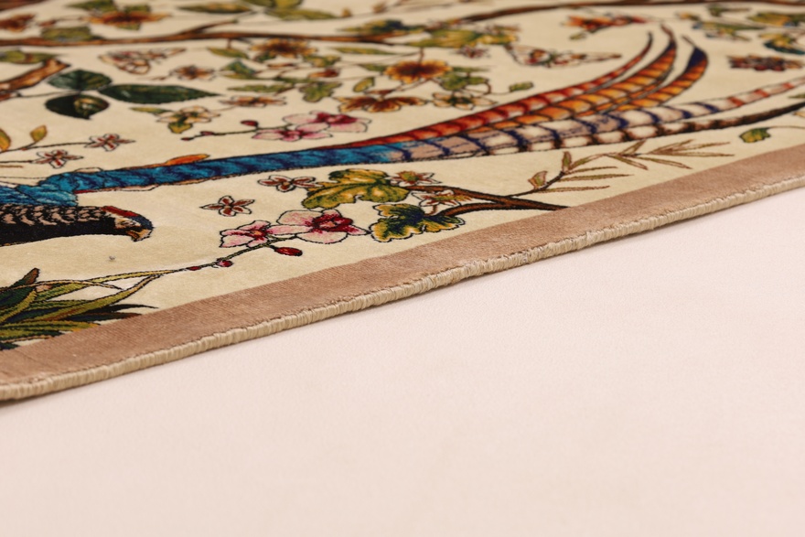 Ghom Dahlia Carpet 120x80