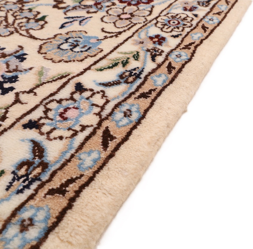 Nain 9 La Carpet  326x210