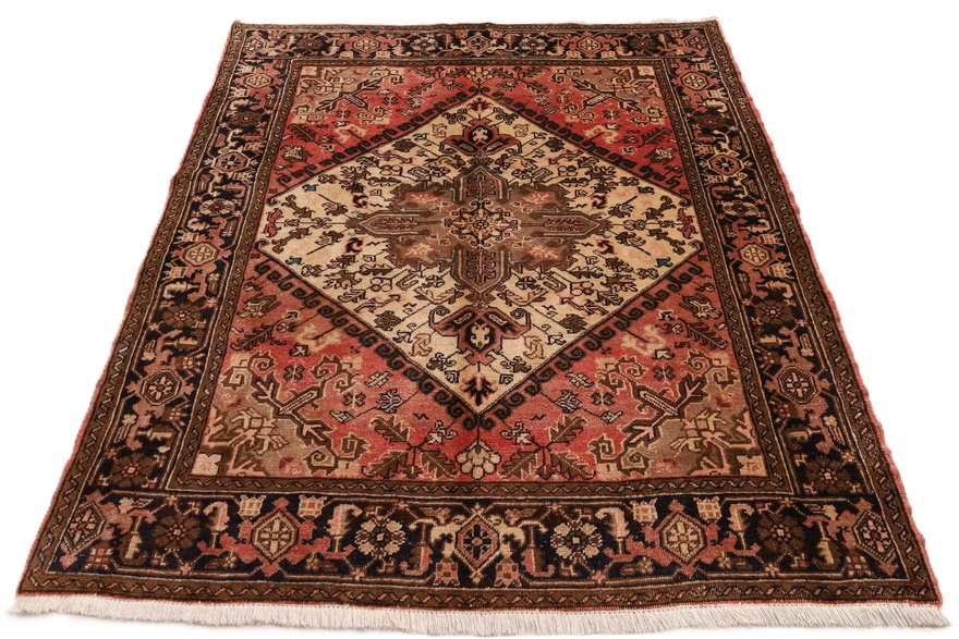 Heriz Carpet  192x158