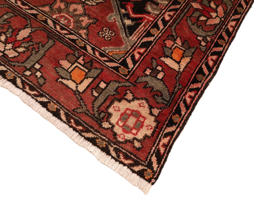 Antique BAKHTIAR Carpet  200x158