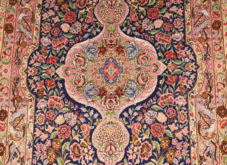 Isfahan  oruje  Silknkette Carpet  170x109