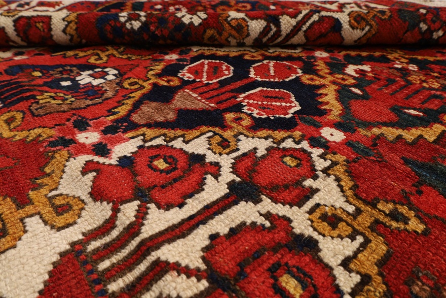 Antique BAKHTIAR Carpet 202x154