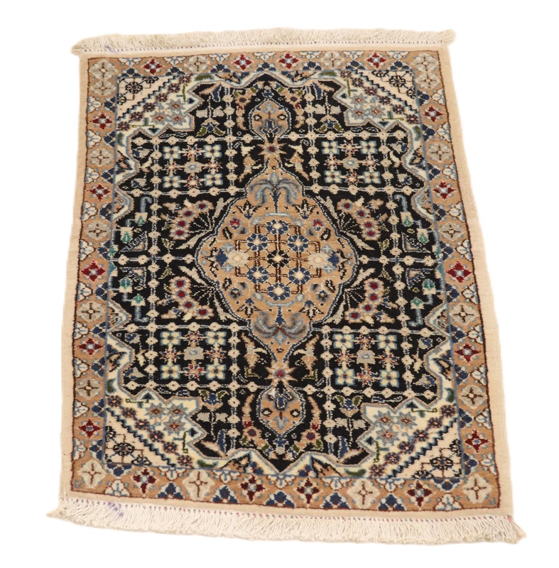 Nain 9 La Carpet  72x50