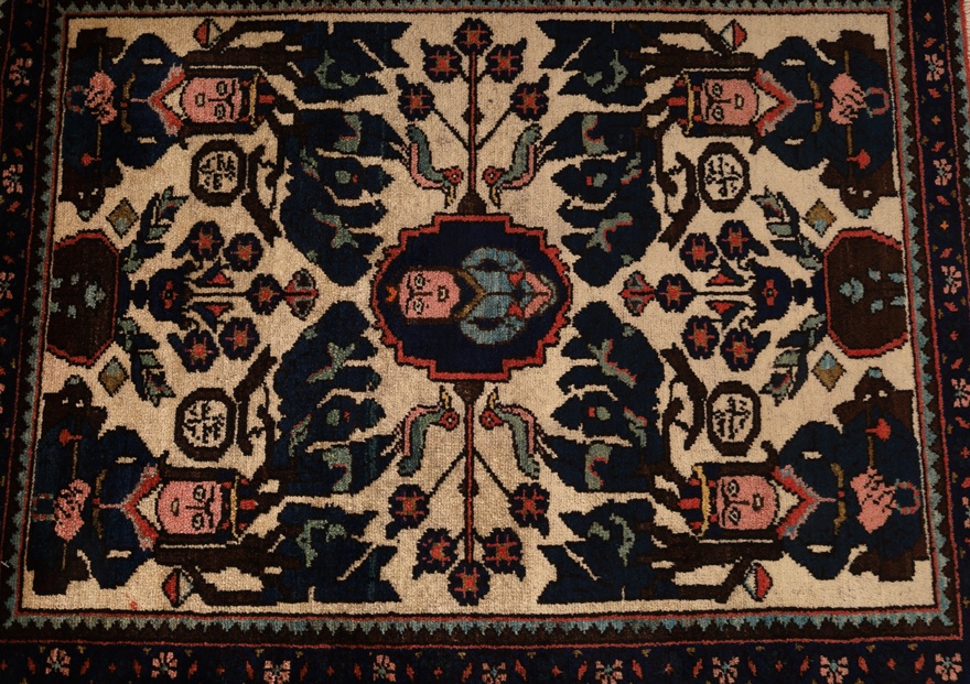 Antique BAKHTIAR Carpet  100x80