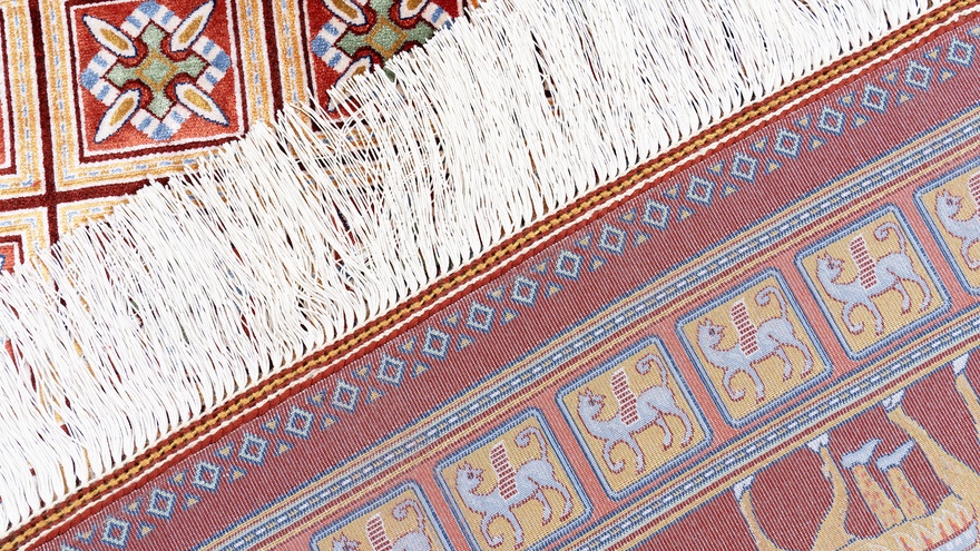 Qom  Dahlia Carpet 290x200
