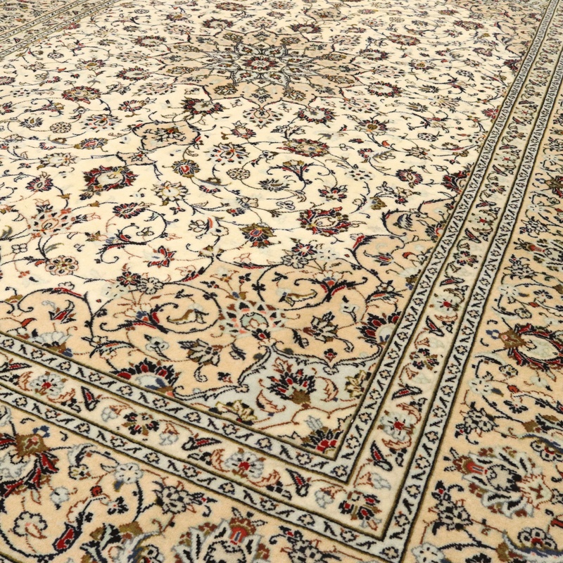 Kashan Carpet 350x242