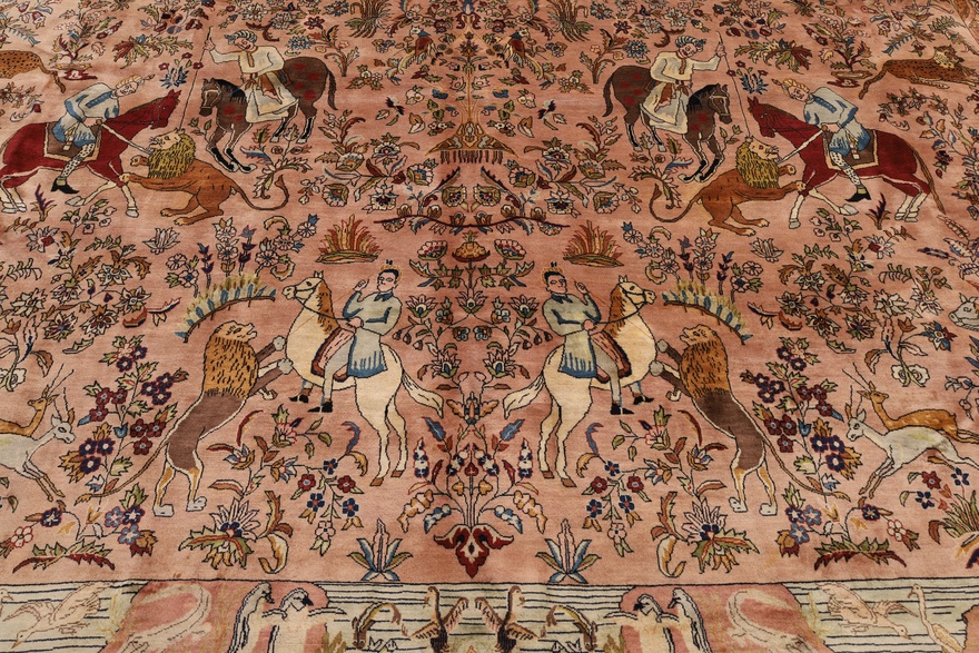 Antique Agra Carpet  573x369