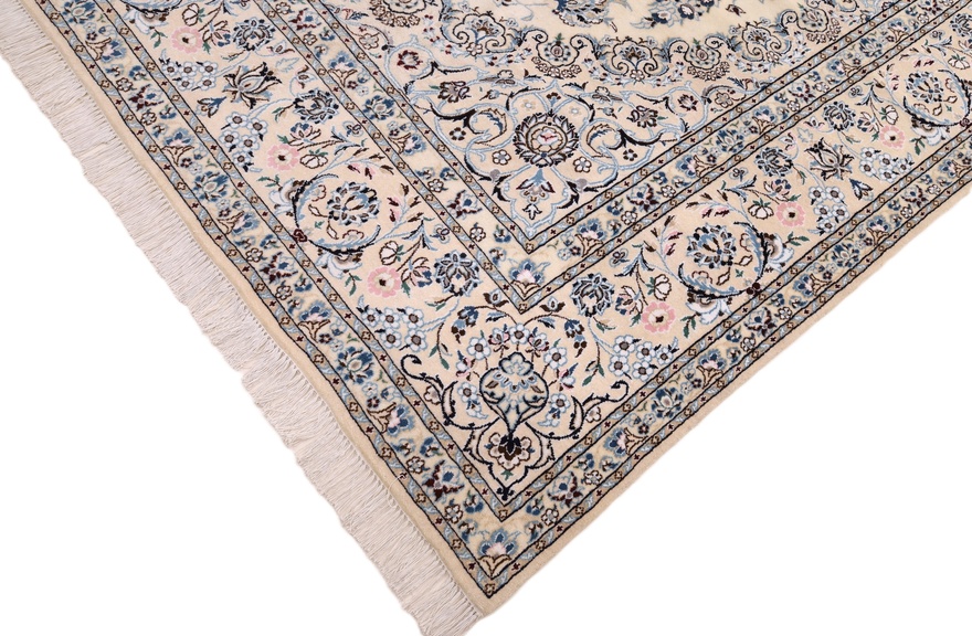 Naien 9La Carpet 353x249