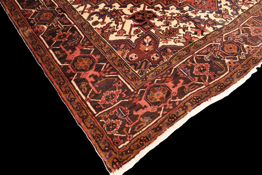 Heriz Carpet  307x210