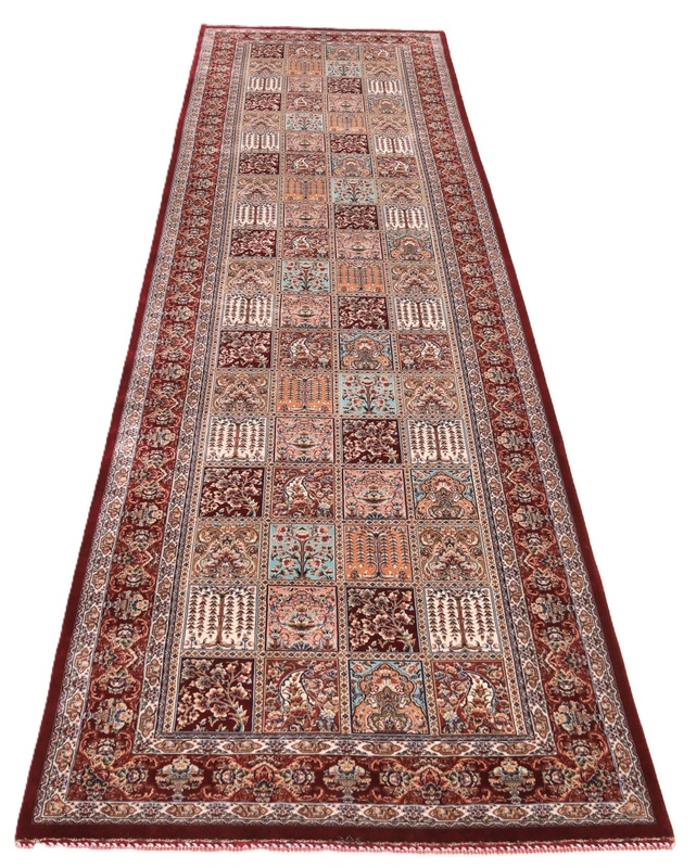 Qum Desigmer Carpet  300x75