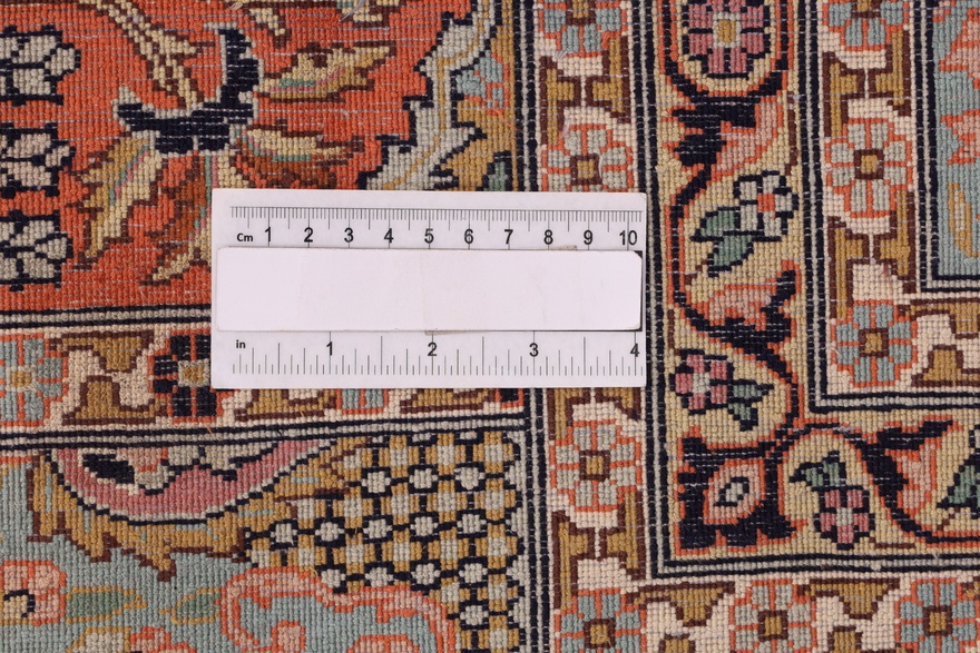 Kashmirsilk carpet 302x220