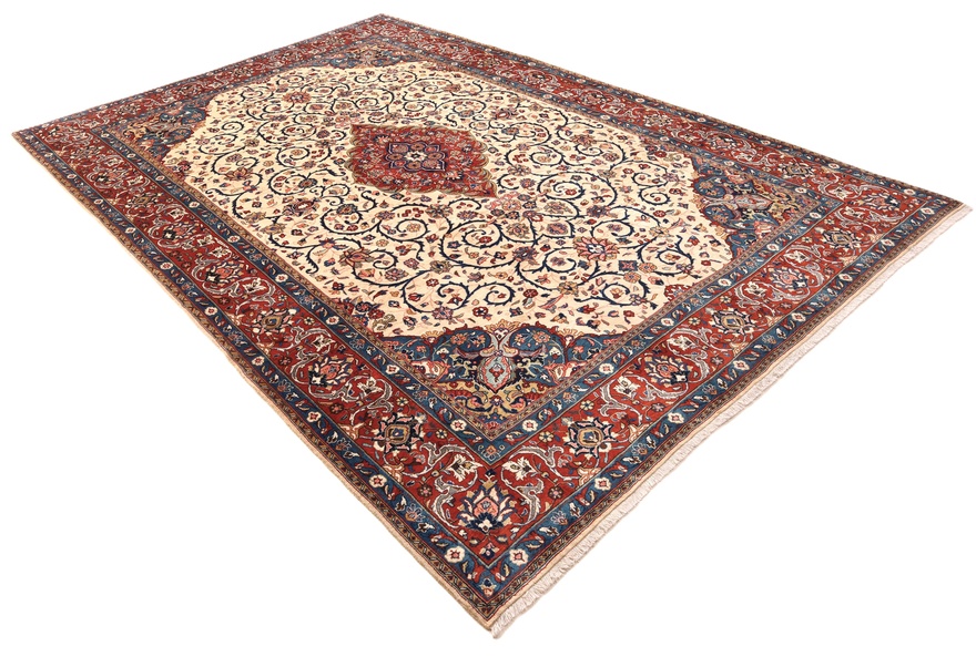 Sarouk Carpet  370x255