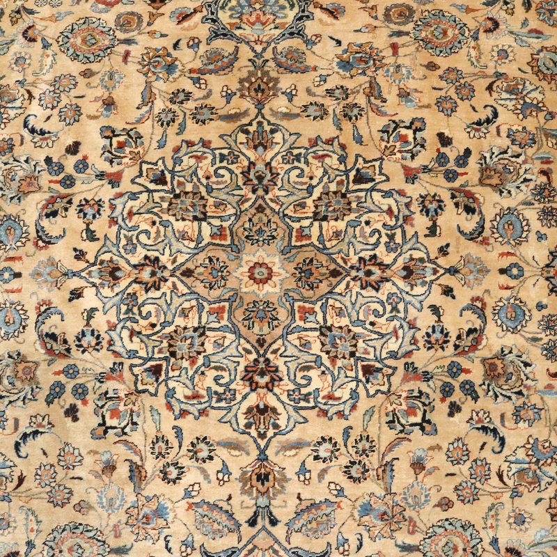 Vintag Carpet 393x305