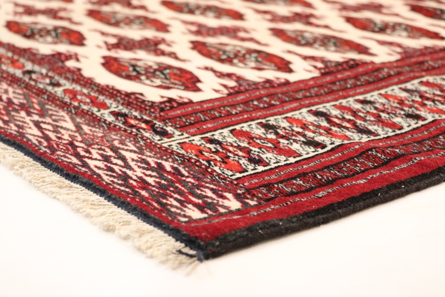 Bukara Carpet 170x128