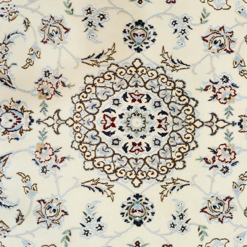 NAIN 9LA  Carpet 137x82