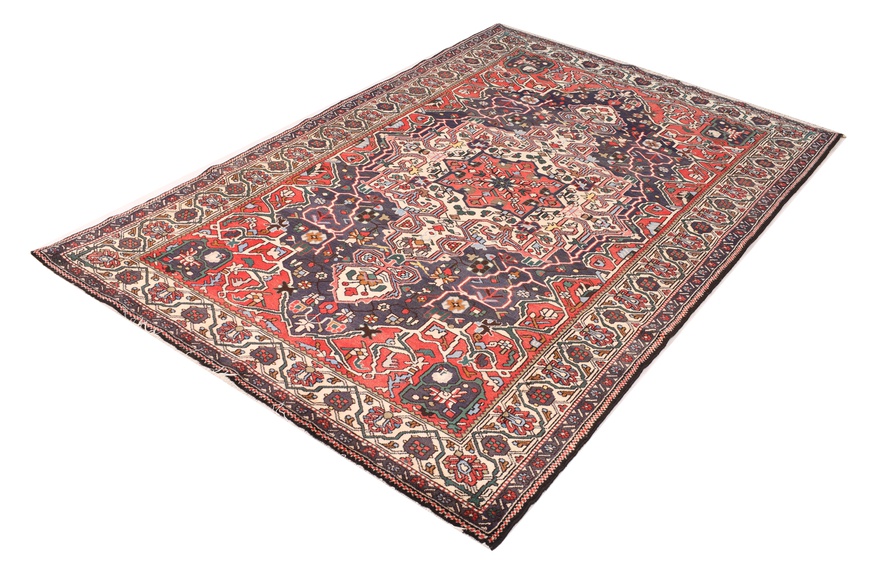 BAKHTIAR 263x167