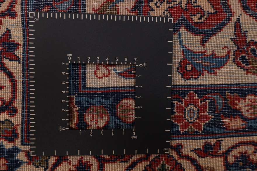 Antique Isfehan Carpet 454x296