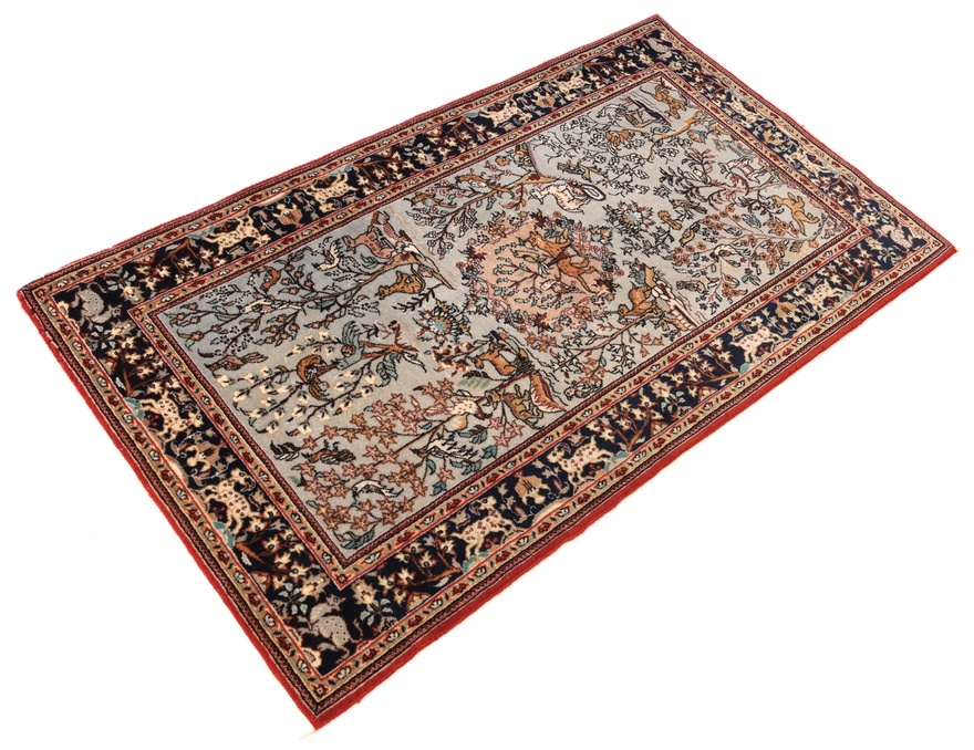 China Carpet 124x69