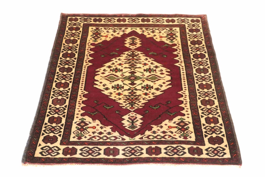 Rusi Carpet 162x103