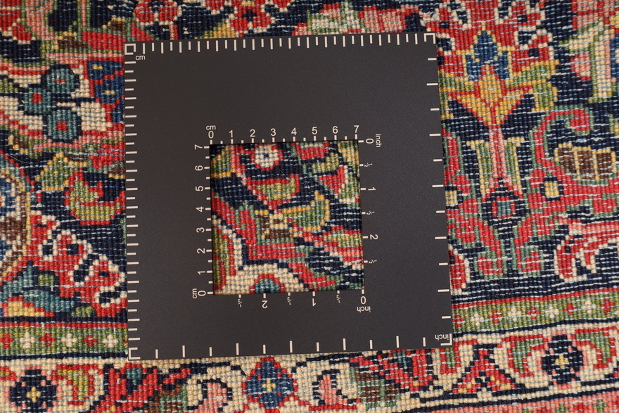 Antique Sarouk Carpet  200x134