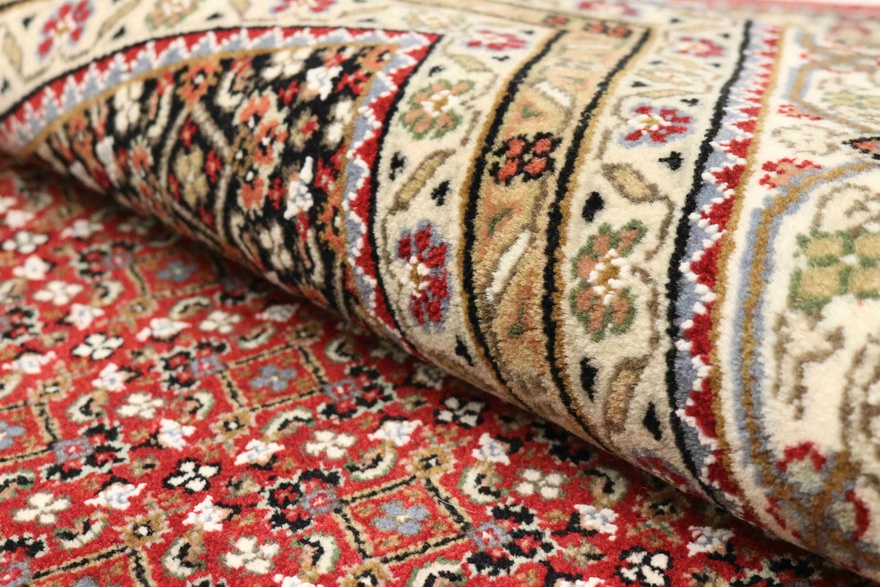 Tabriz Mahi Carpet 351x250