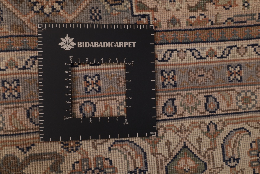 Sarough Carpet 305x240