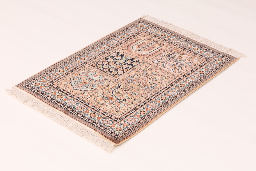 Kahmir Silk Carpet 93x62