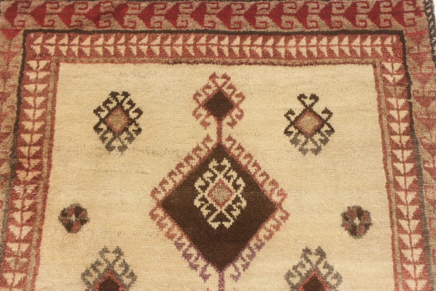 Shiraz Carpet 245x105
