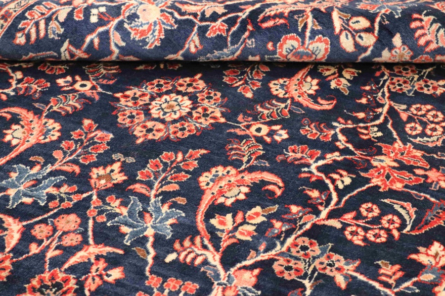 Sarough Carpet 294x182