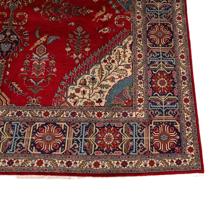 Tabriz Carpet 385x288