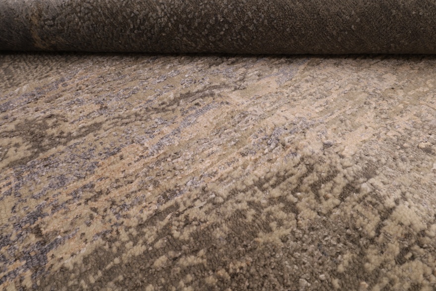 Modern Lotus Carpet  243x173