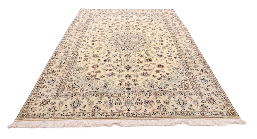 Nain 9 La Carpet  323x212