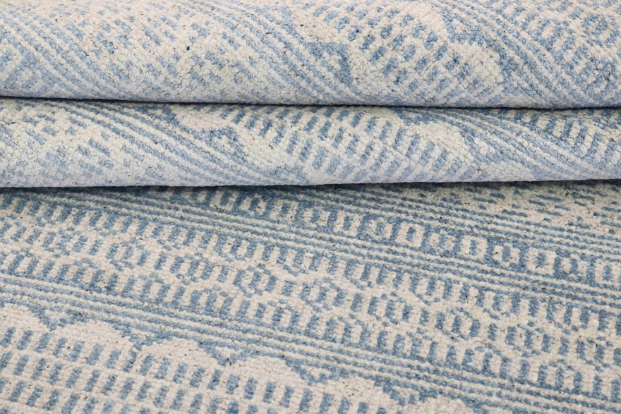 MODERN-IKAT Carpet 234x162