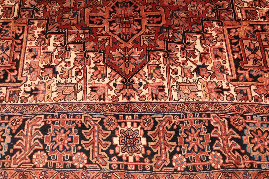 Heriz Carpet  409x296