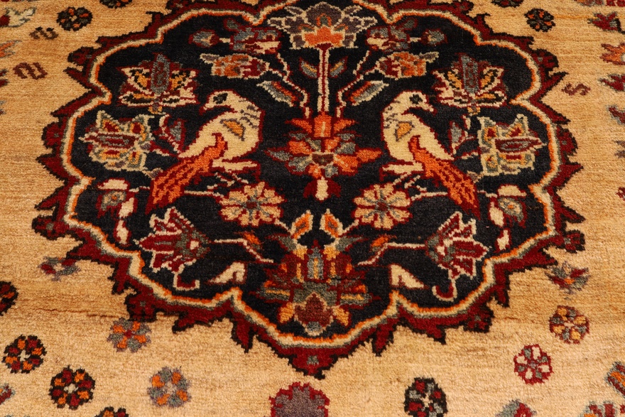 Ghashgahi Carpet  180x111
