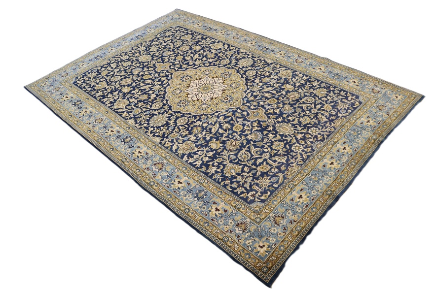 Qom Carpet  352x246