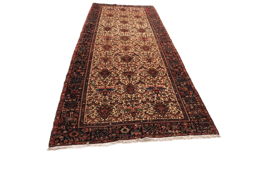 Heriz Antique Carpet 380x155