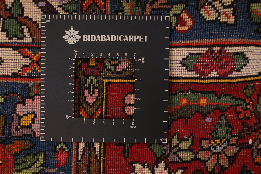Bakhtiari Carpet 203x131