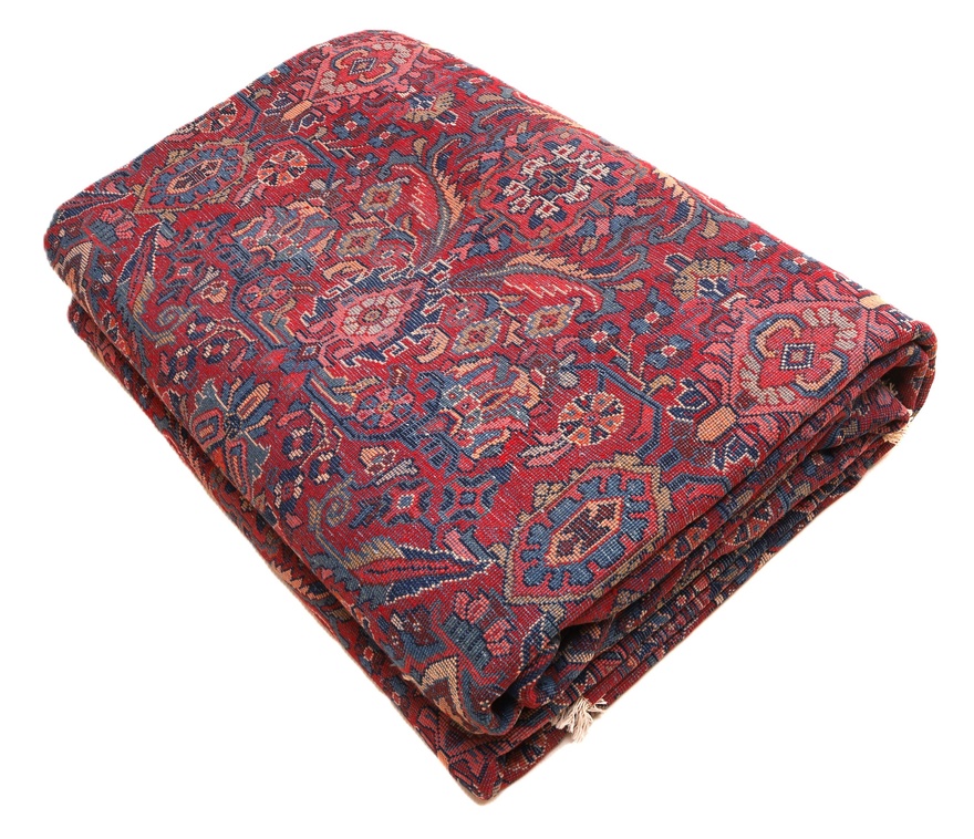 Sarouk Carpet  526x345